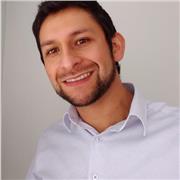 me llamo Hayr Alonso Gutiérrez, tengo experiencia 
 de 15 años como docente universitario en psicología y admistración